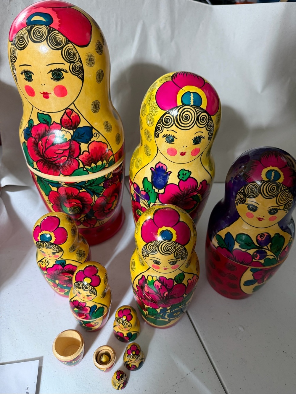 Vintage Russian Floral Matryoshka Nesting Dolls Hand Painted